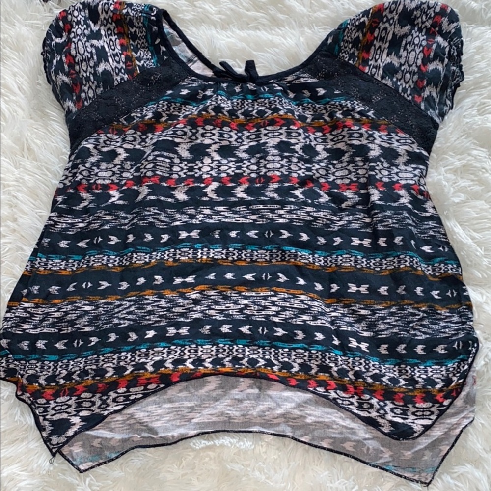 Aztec print top! Multicolored